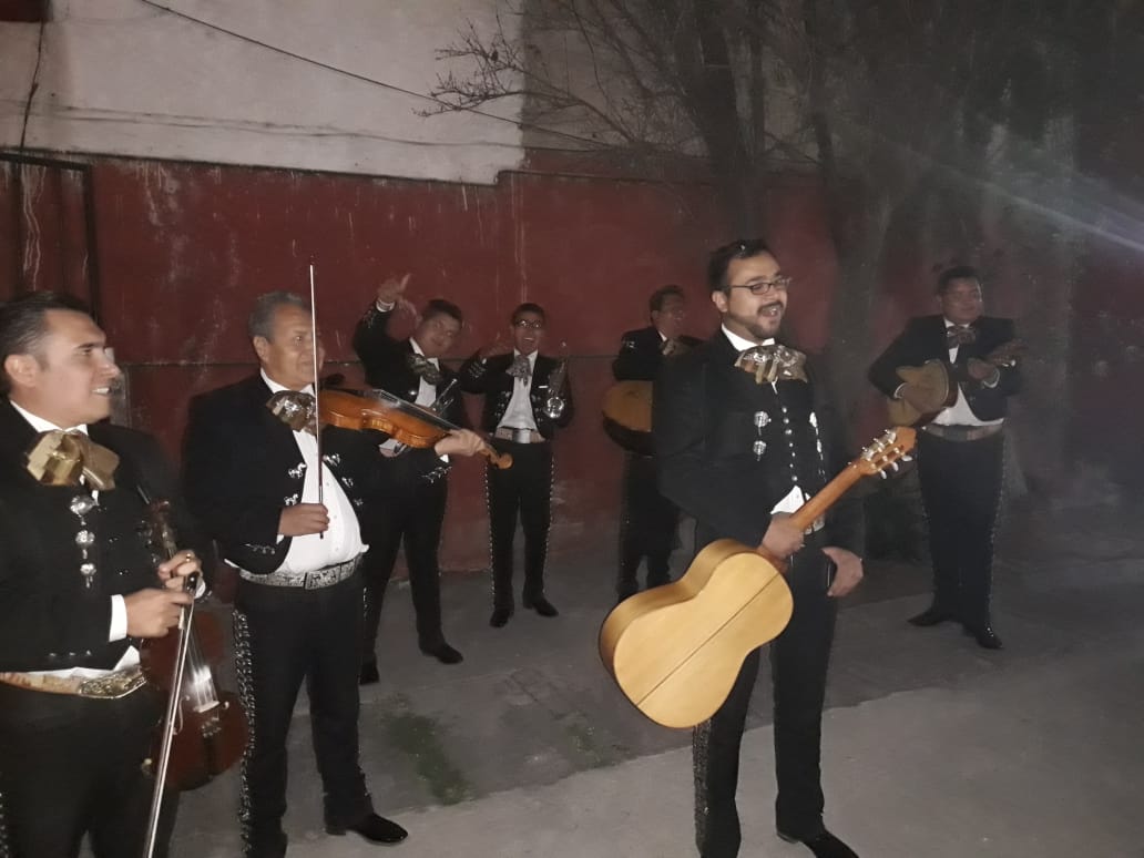 Mariachi palomas izcalli